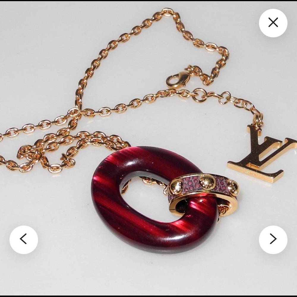 AUTHENTIC LV VINTAGE NECKLACE
